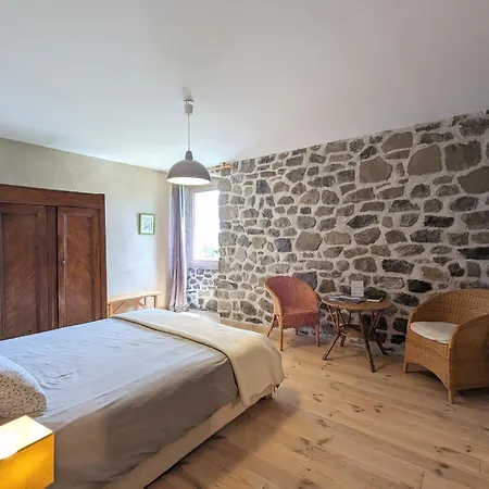 Avec Table D'hotes Et Randonnees - Fr-1-582-517 Bed & Breakfast Saint-Jeures